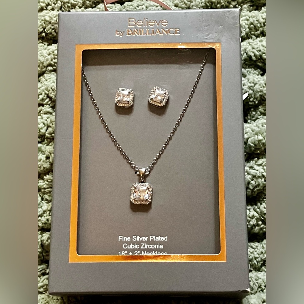 NWT Silver Plated Cubic Zirconia Necklace and Earring Set